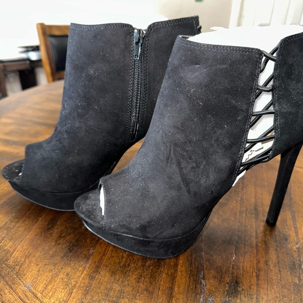 Black Heel Boots